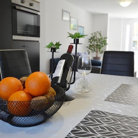 Katy Apartment Rovinj Buitenkant foto