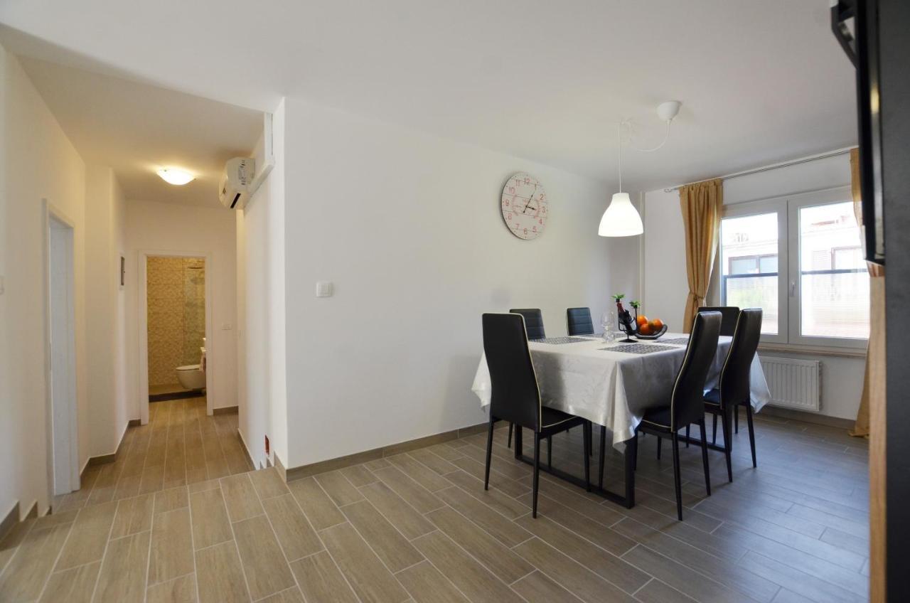 Katy Apartment Rovinj Buitenkant foto